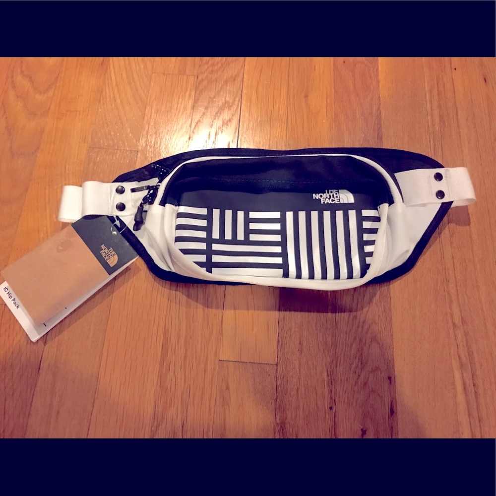 North Face IC Hip pack NWT